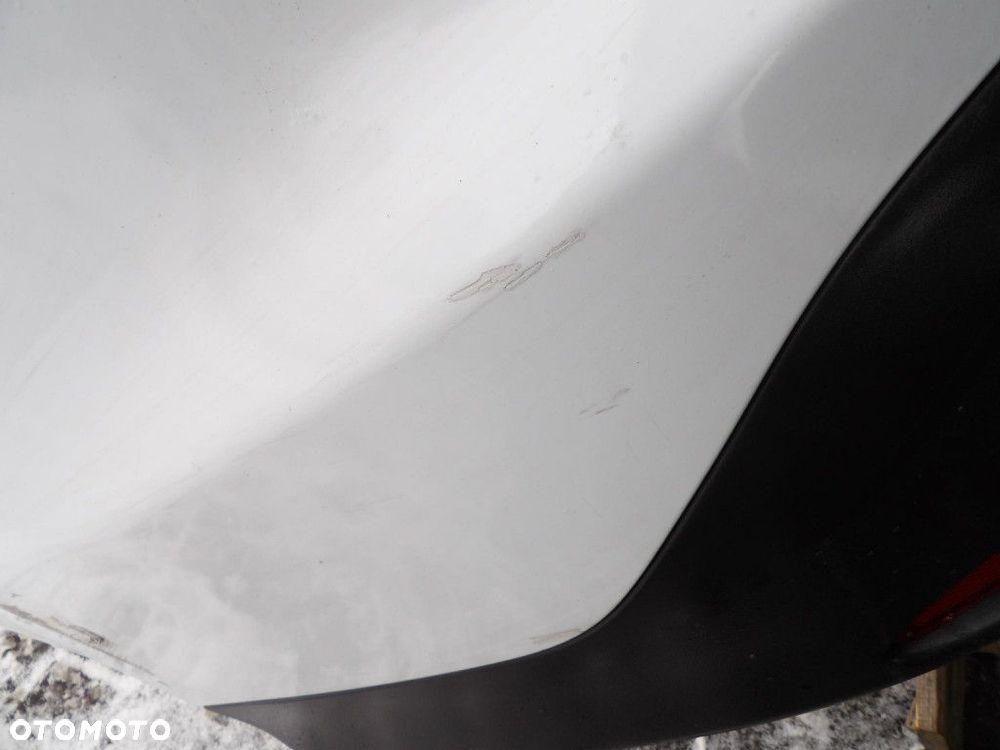 FORD FOCUS MK3 KOMBI ZDERZAK TYŁ  5F - 7