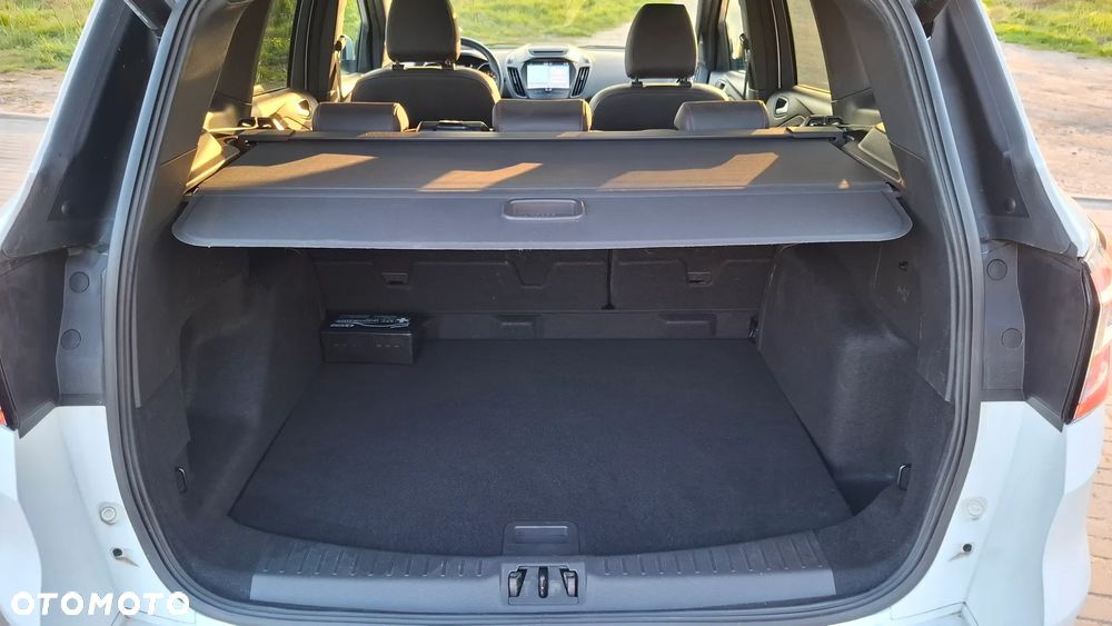 Ford Kuga 1.5 EcoBoost 2x4 ST-Line - 15