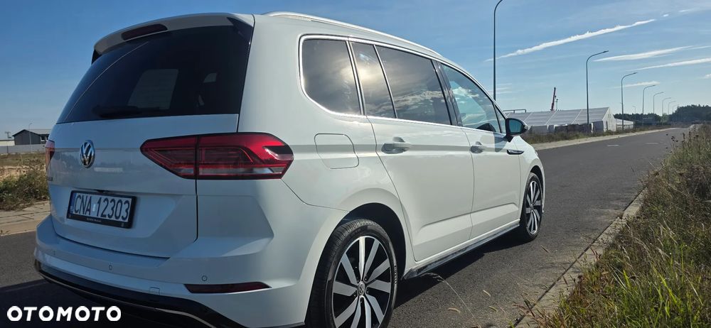 Volkswagen Touran - 24