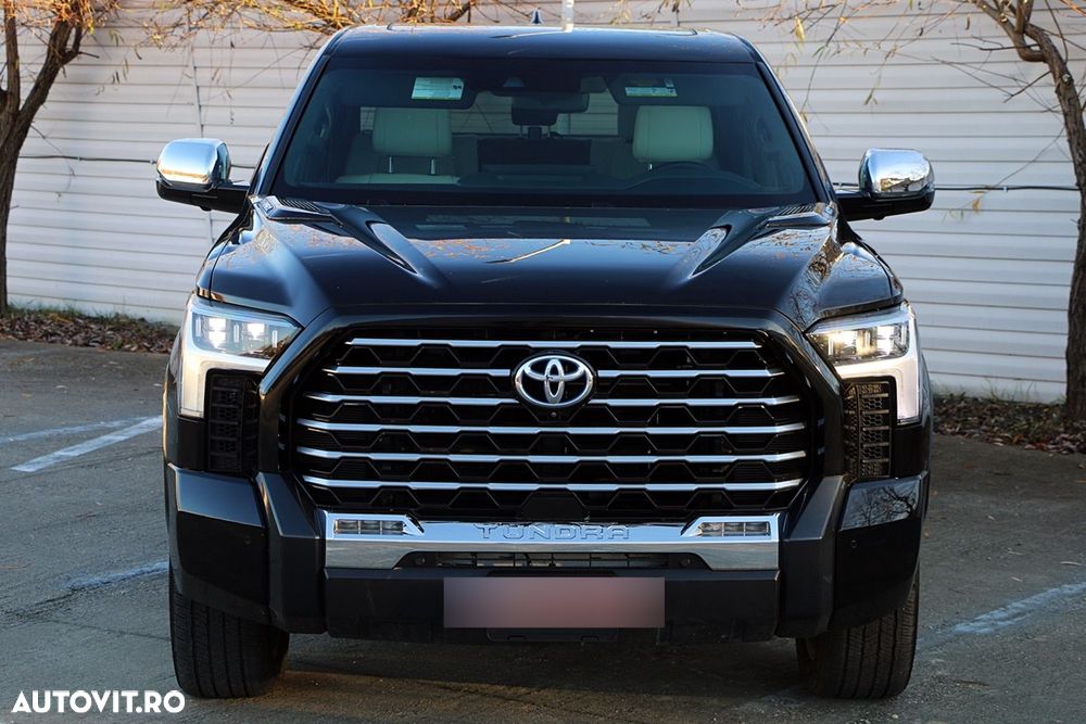 Toyota Tundra - 1