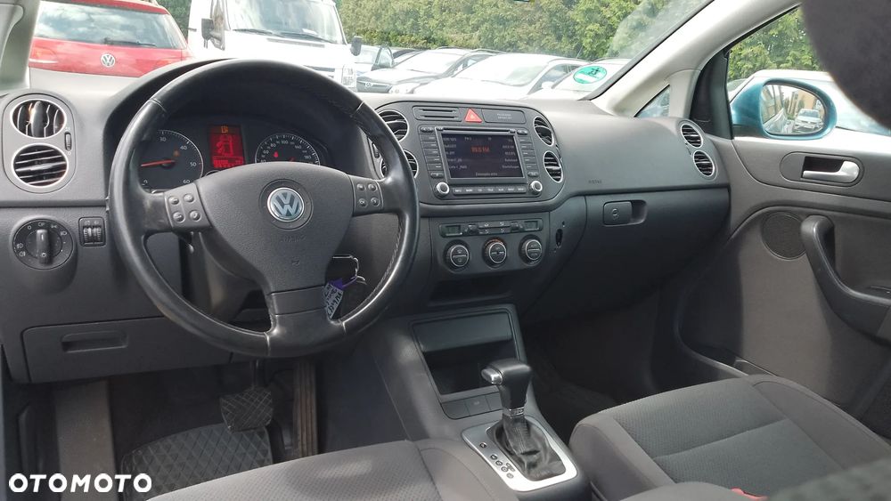 Volkswagen Golf Plus 1.9 TDI DPF DSG Comfortline - 9
