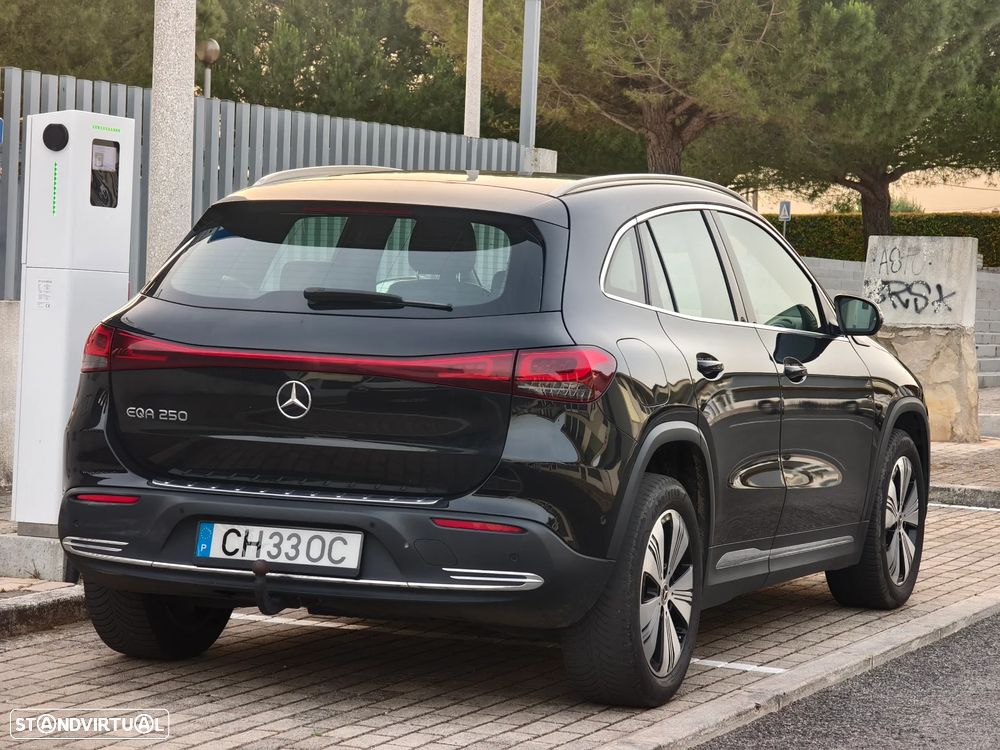 Mercedes-Benz EQA 250 - 15