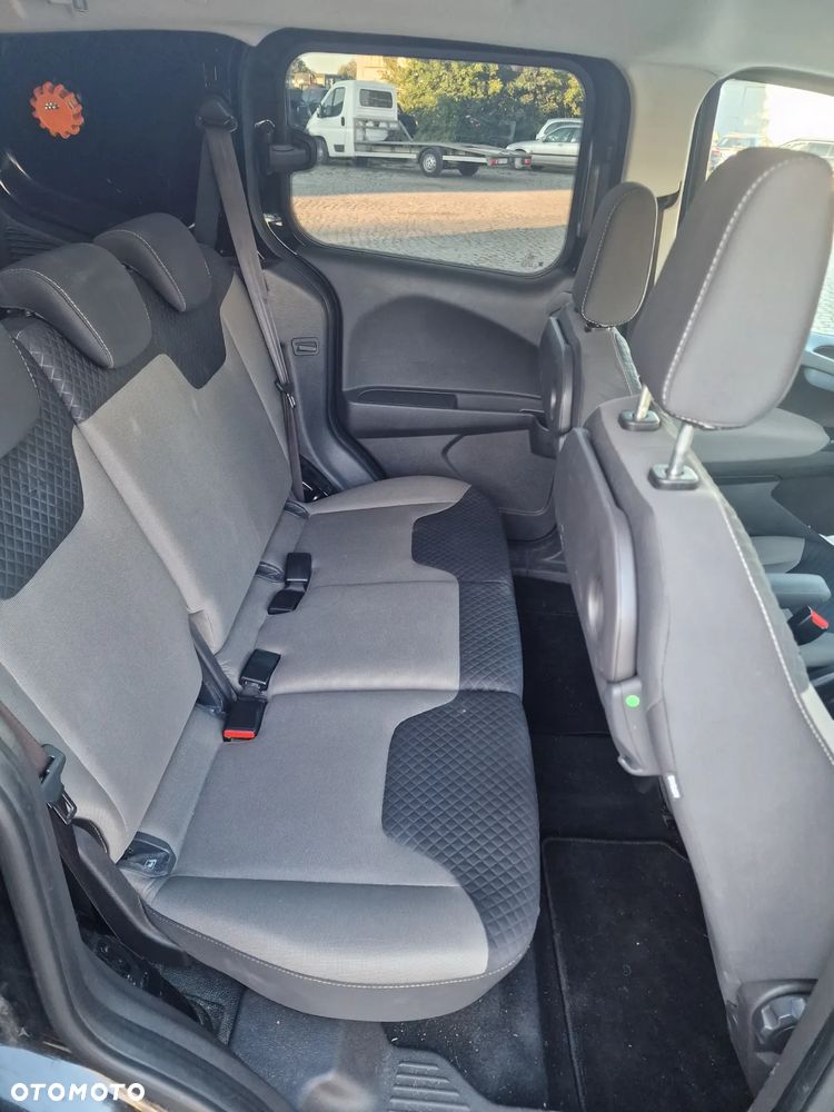 Ford Transit Courier Basis - 8