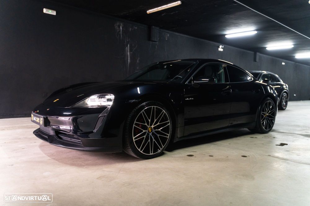 Porsche Taycan 4S - 16