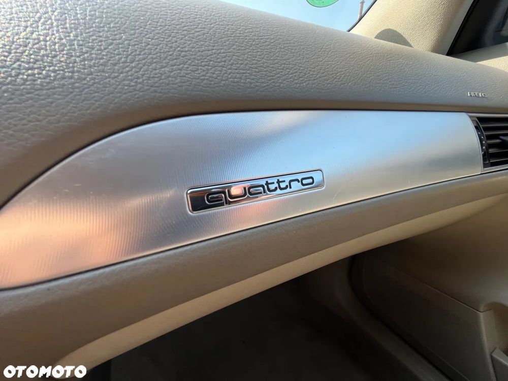 Audi A6 Avant 3.2 FSI tiptronic quattro - 22