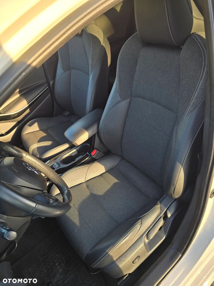 Toyota Corolla 2.0 Hybrid Comfort - 13