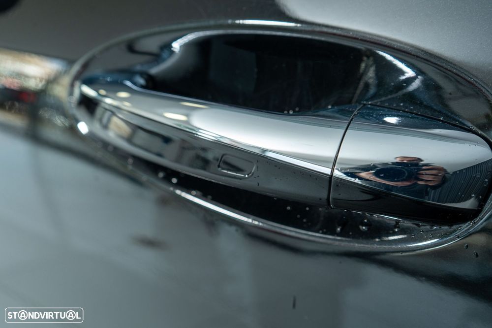 Mercedes-Benz GLA 250 e 8G-DCT AMG Line - 11