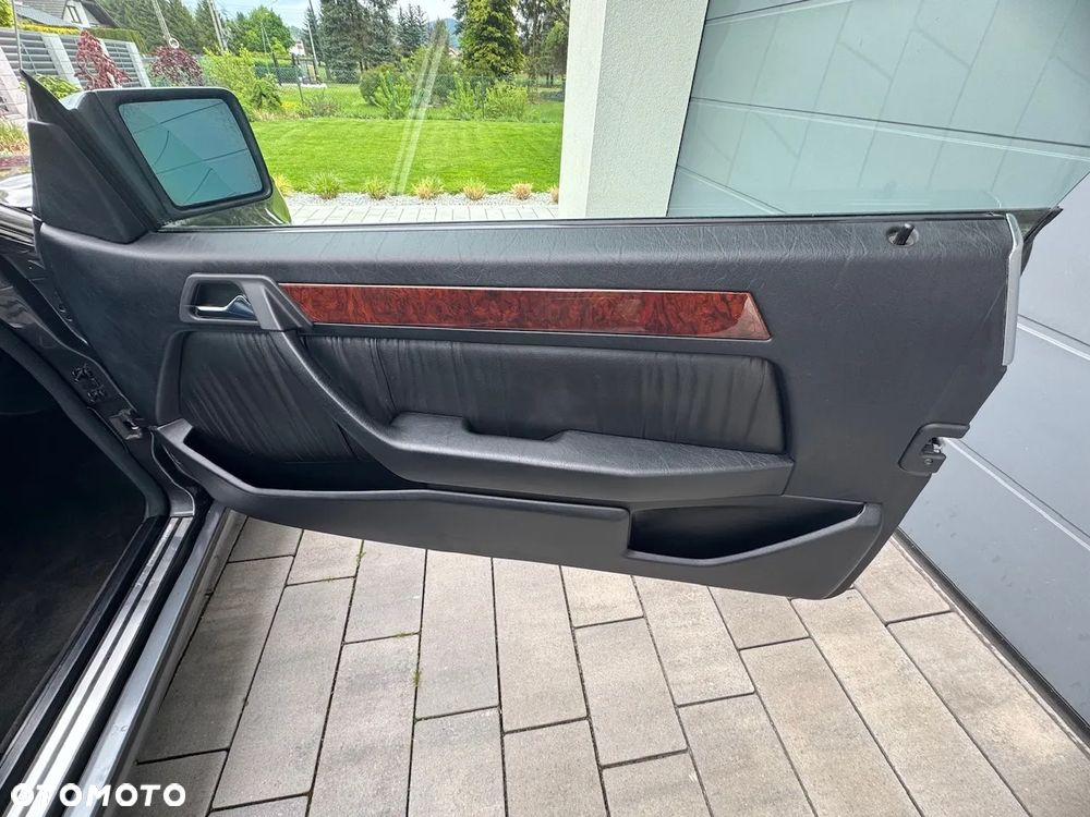 Mercedes-Benz W124 (1984-1993) - 29