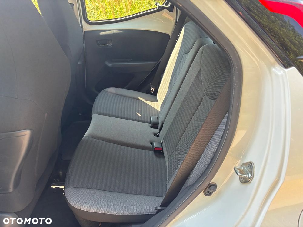 Toyota Aygo x-style - 11