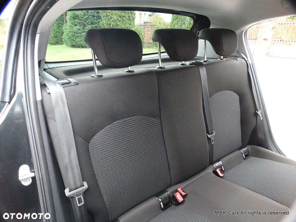 Opel Corsa 1.4 drive - 26