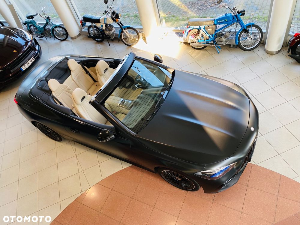 Mercedes-Benz CLE - 18