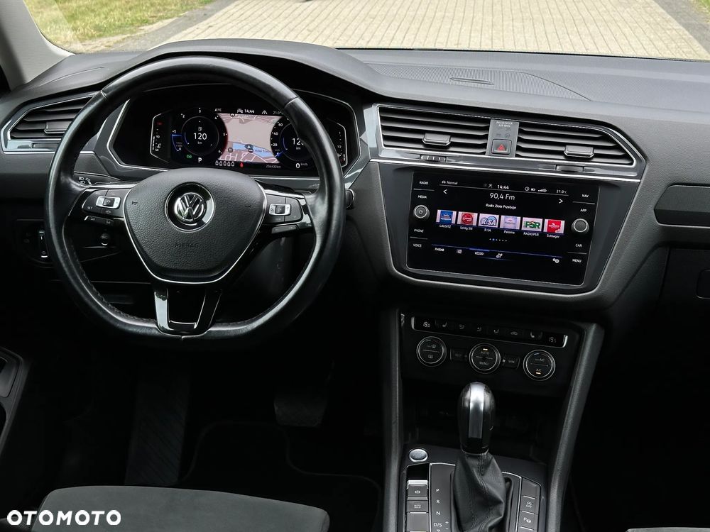 Volkswagen Tiguan Allspace - 10
