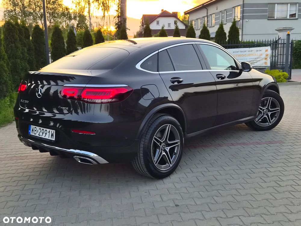 Mercedes-Benz GLC 200 4-Matic - 4