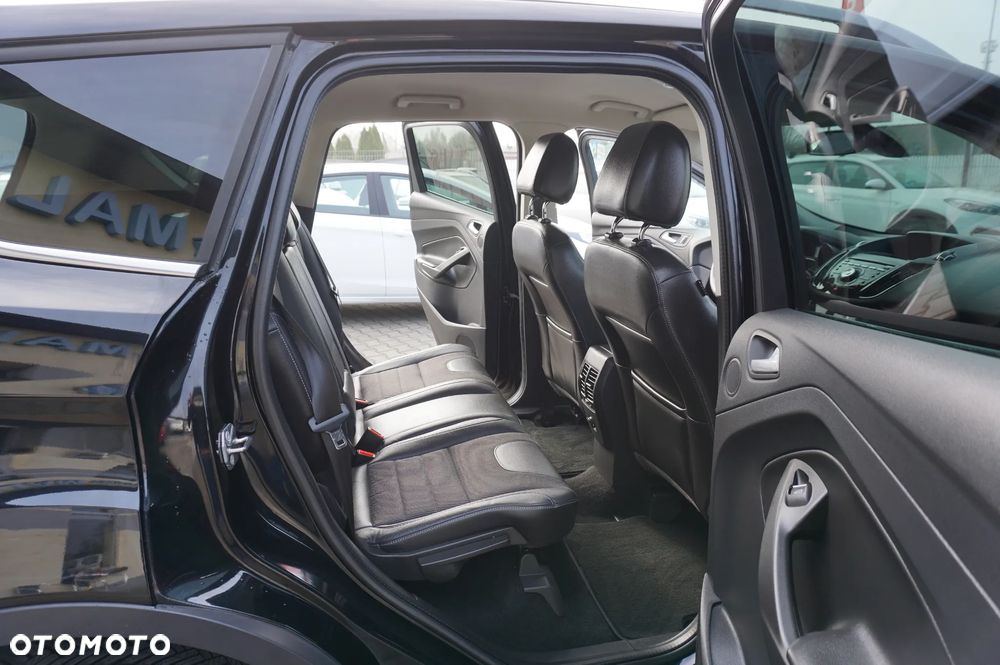 Ford Kuga 2.0 TDCi 2x4 Titanium - 29