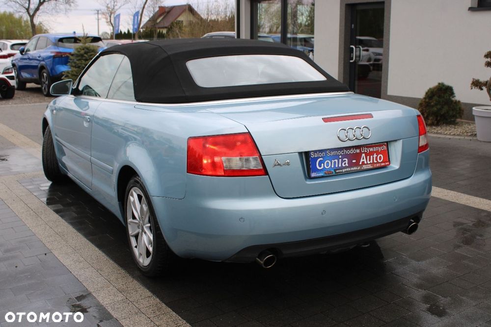 Audi A4 Cabrio - 4