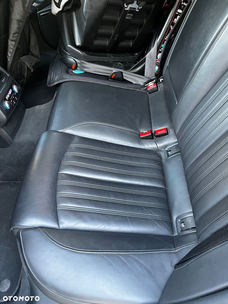 Audi A6 Avant 2.0 TDI ultra S tronic - 23