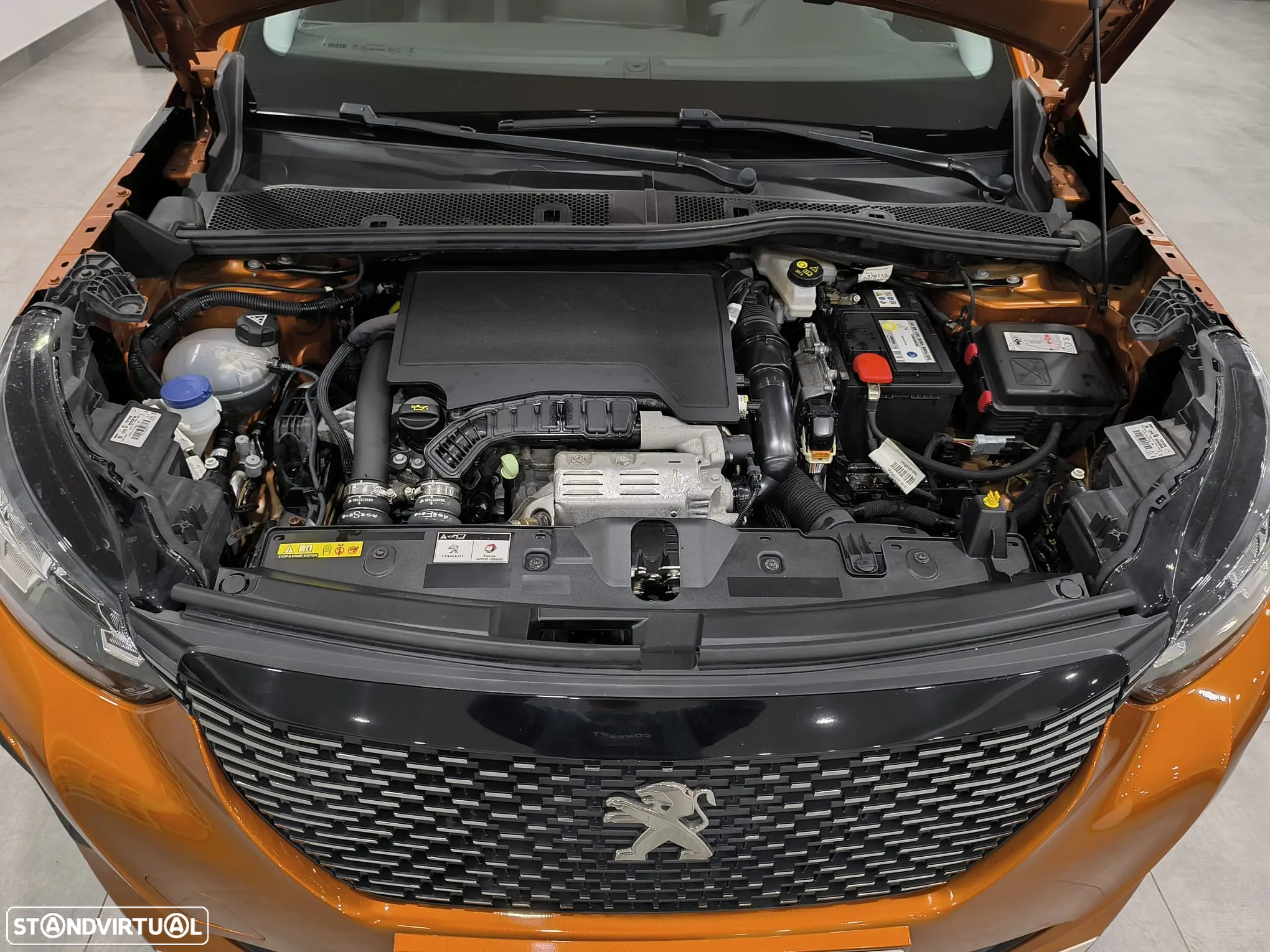 Peugeot 2008 1.2 PureTech Allure - 58