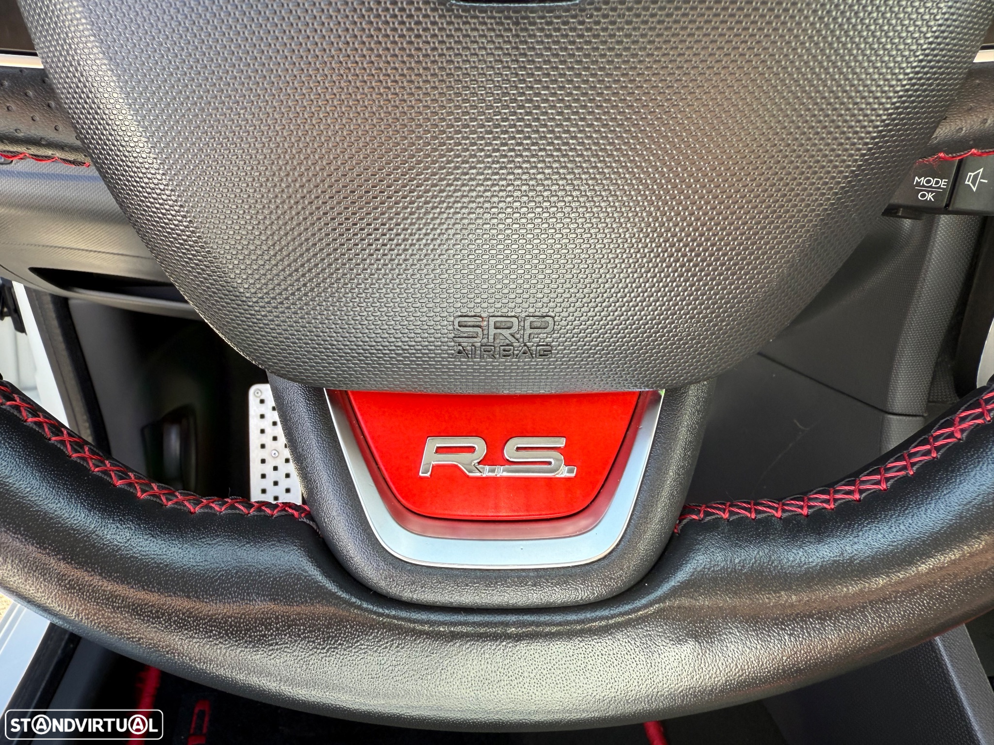 Renault Clio TCe 200 EDC Sport R.S. - 41