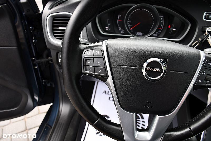 Volvo V40 T4 Inscription - 17