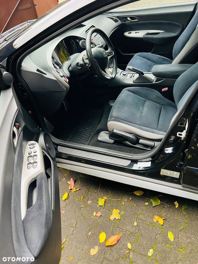 Honda Civic 1.8 Executive - 8