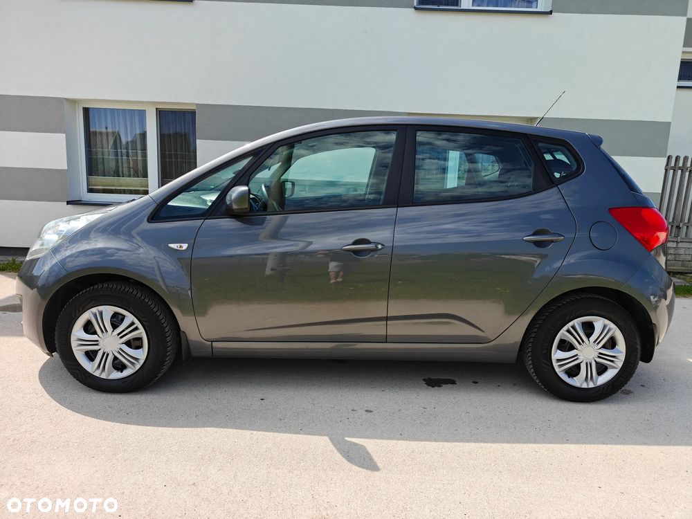 Kia Venga 1.4 CVVT Fifa World Cup Edition - 11