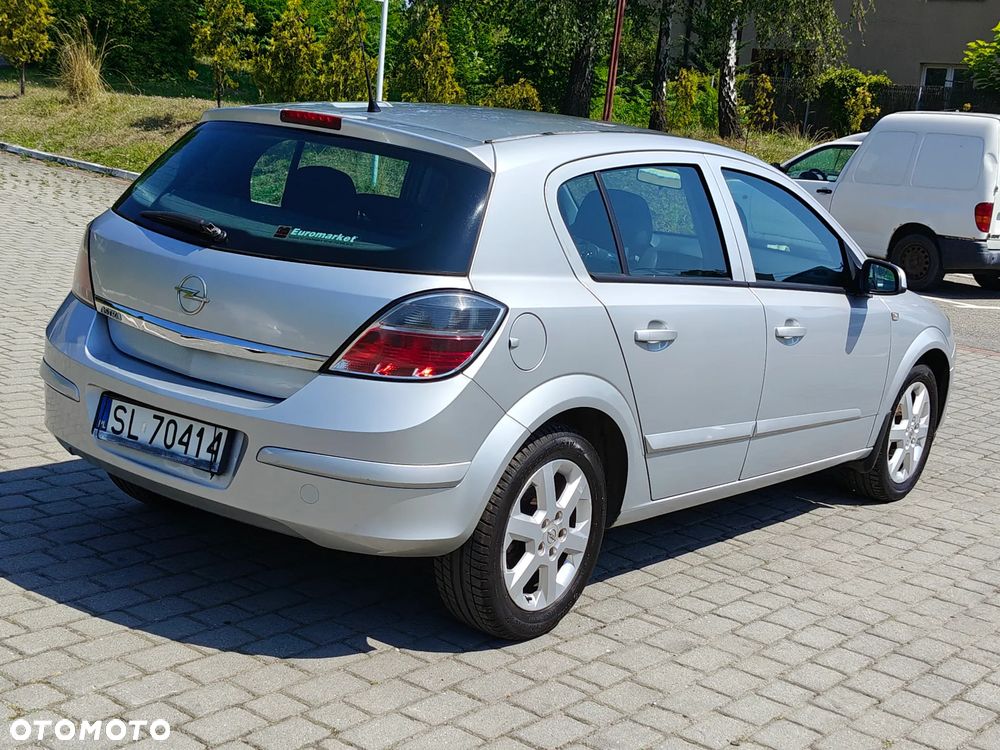 Opel Astra 1.6 Cosmo - 14