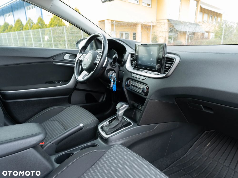 Kia Ceed 1.5 T-GDI M DCT - 21