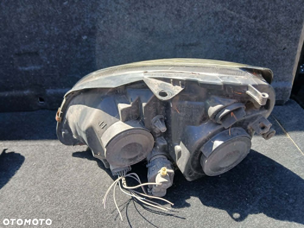 Renault Clio II Lift lampa przednia lewa, prawa - 4