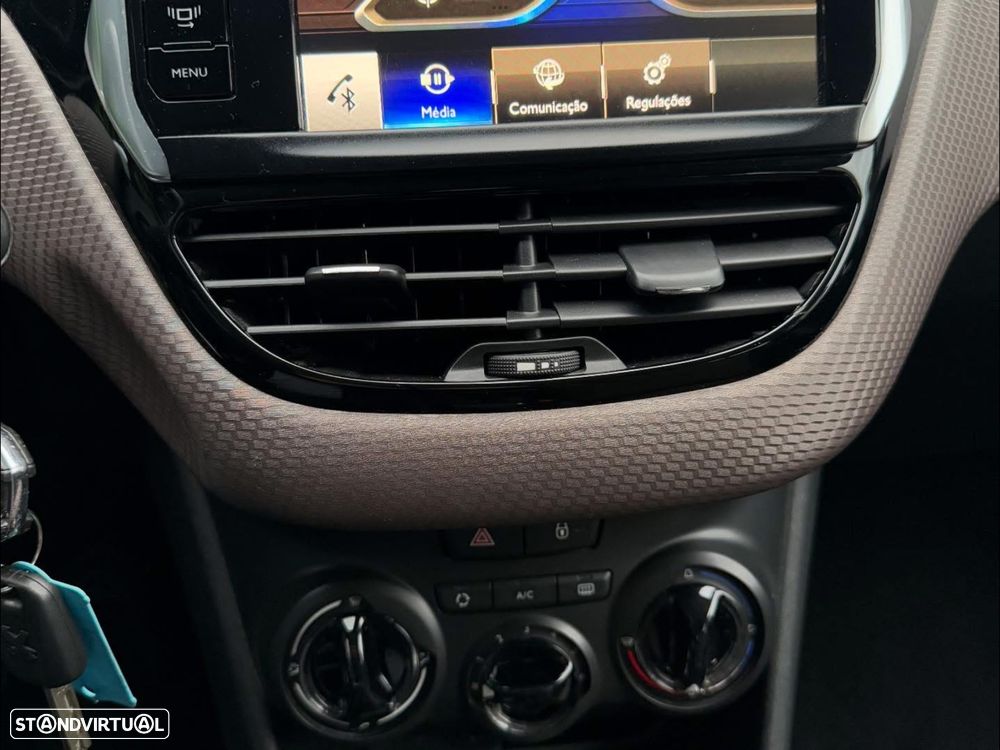 Peugeot 2008 PureTech 82 Style - 10