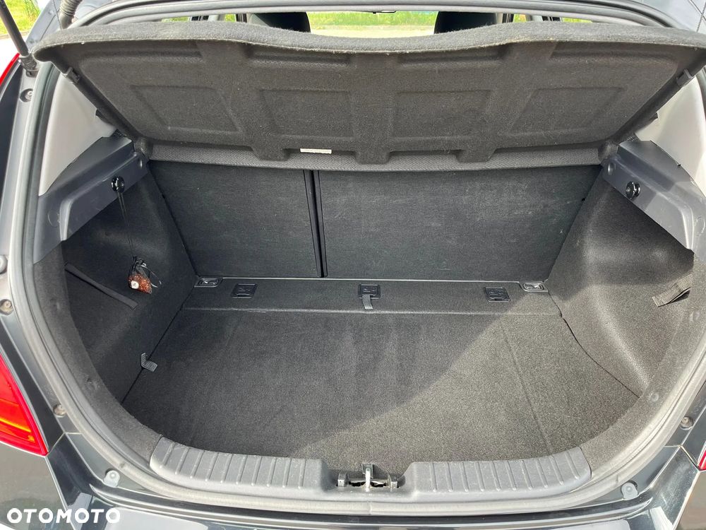Hyundai i30 1.4 FIFA WM Edition - 5