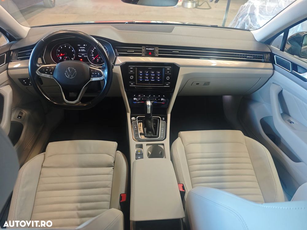 Volkswagen Passat - 10