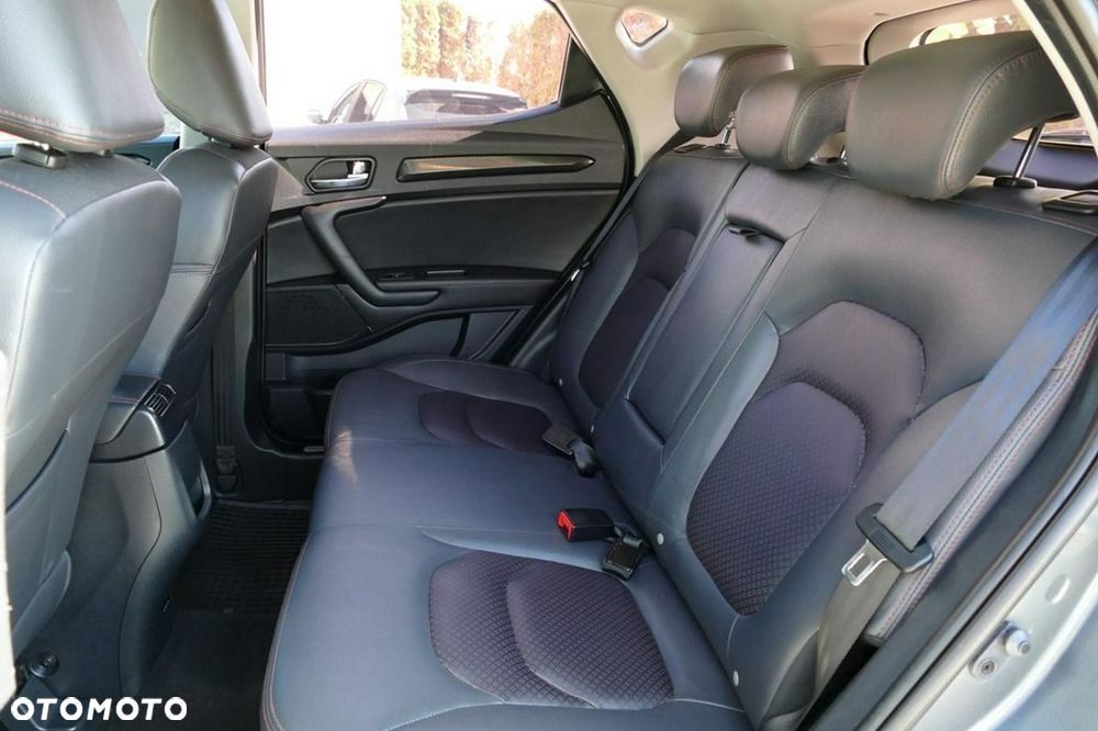 Volkswagen T-Roc - 33