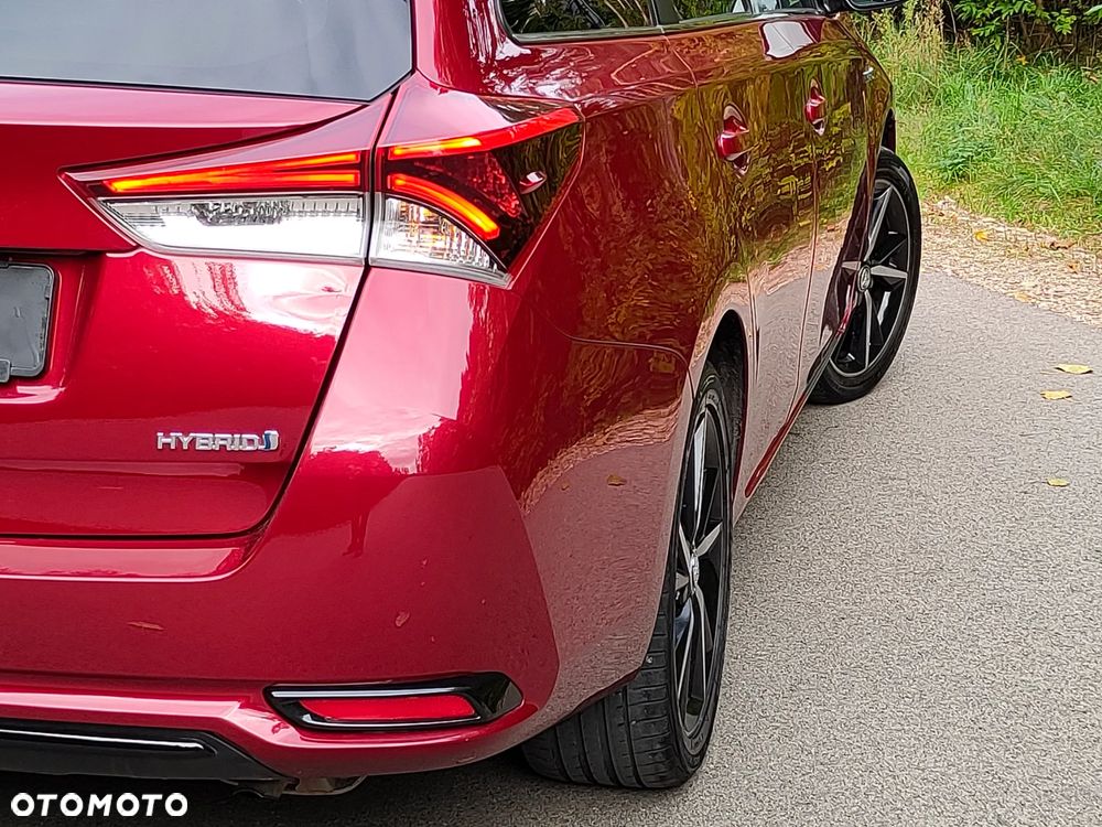 Toyota Auris 1.8 VVT-i Hybrid Automatik Touring Sports Design Edition - 10