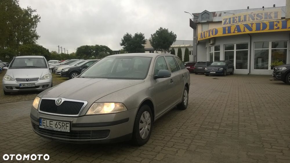 Skoda Octavia 1.6 Ambition - 1