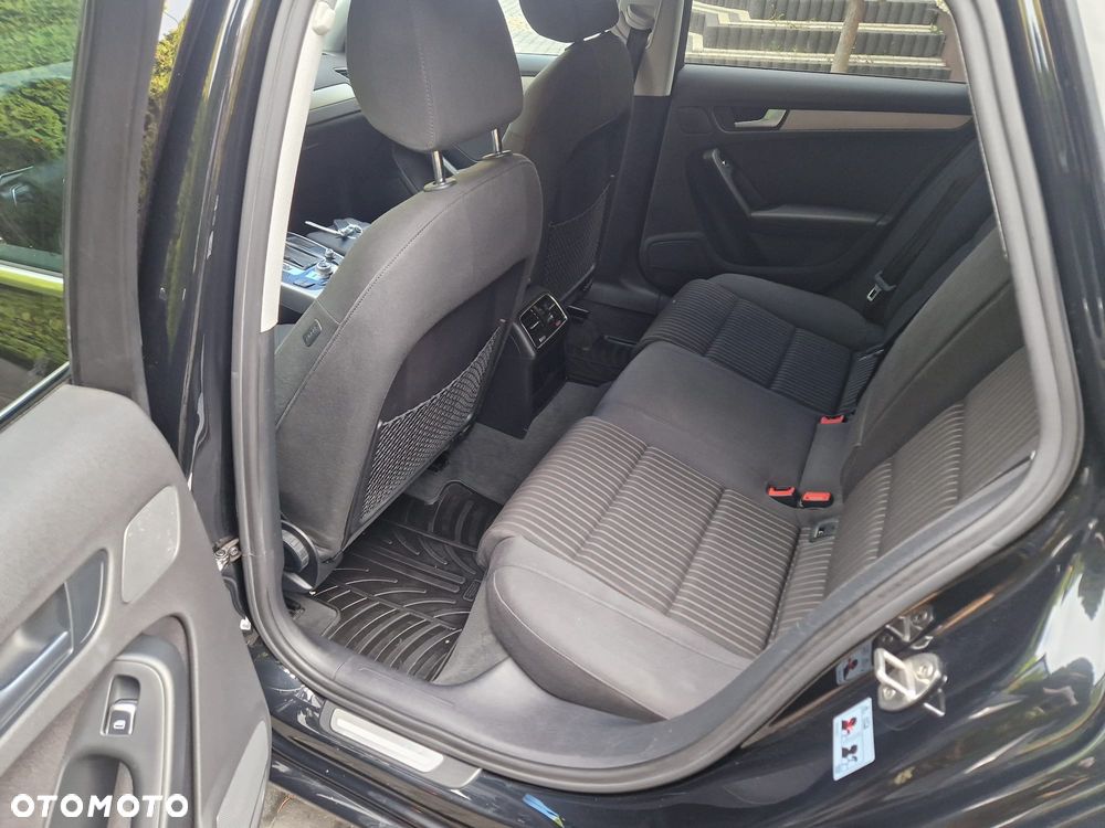 Audi A4 Avant 2.0 TDI DPF multitronic Ambiente - 8