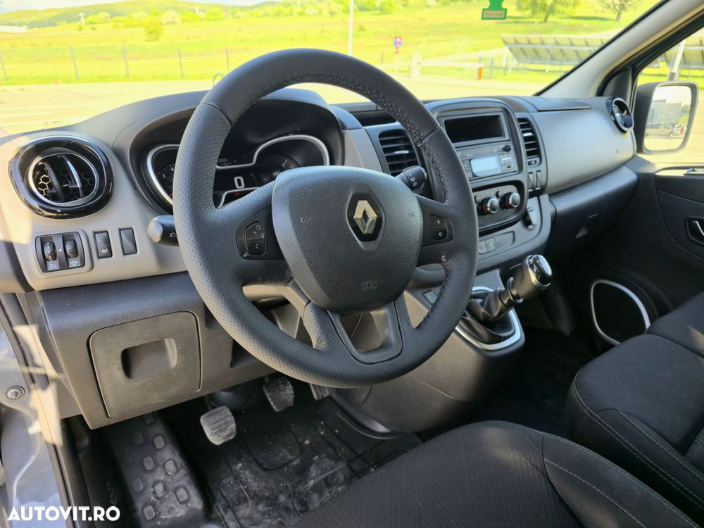 Renault Trafic - 15