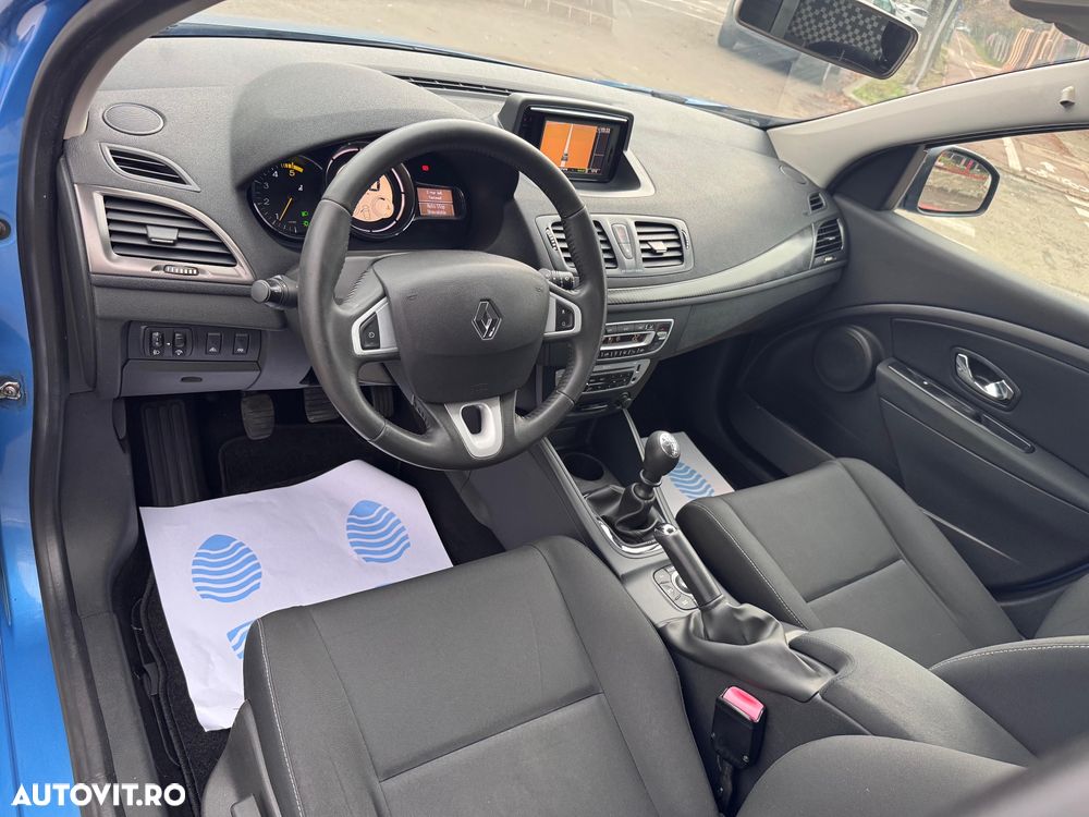 Renault Megane ENERGY dCi 110 Start & Stop Paris Business - 13