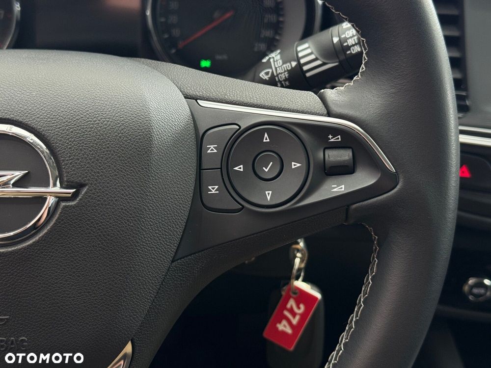 Opel Insignia 1.5 T Innovation S&S - 23