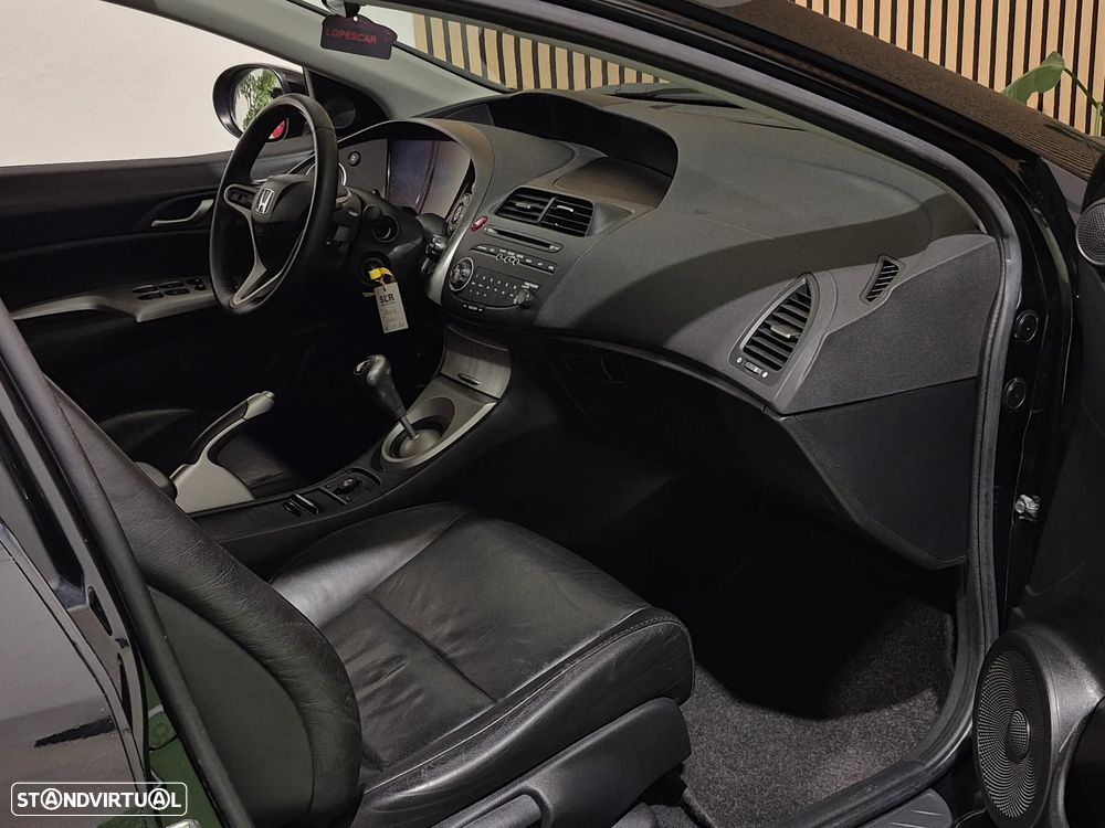 Honda Civic 1.4 Sport - 13