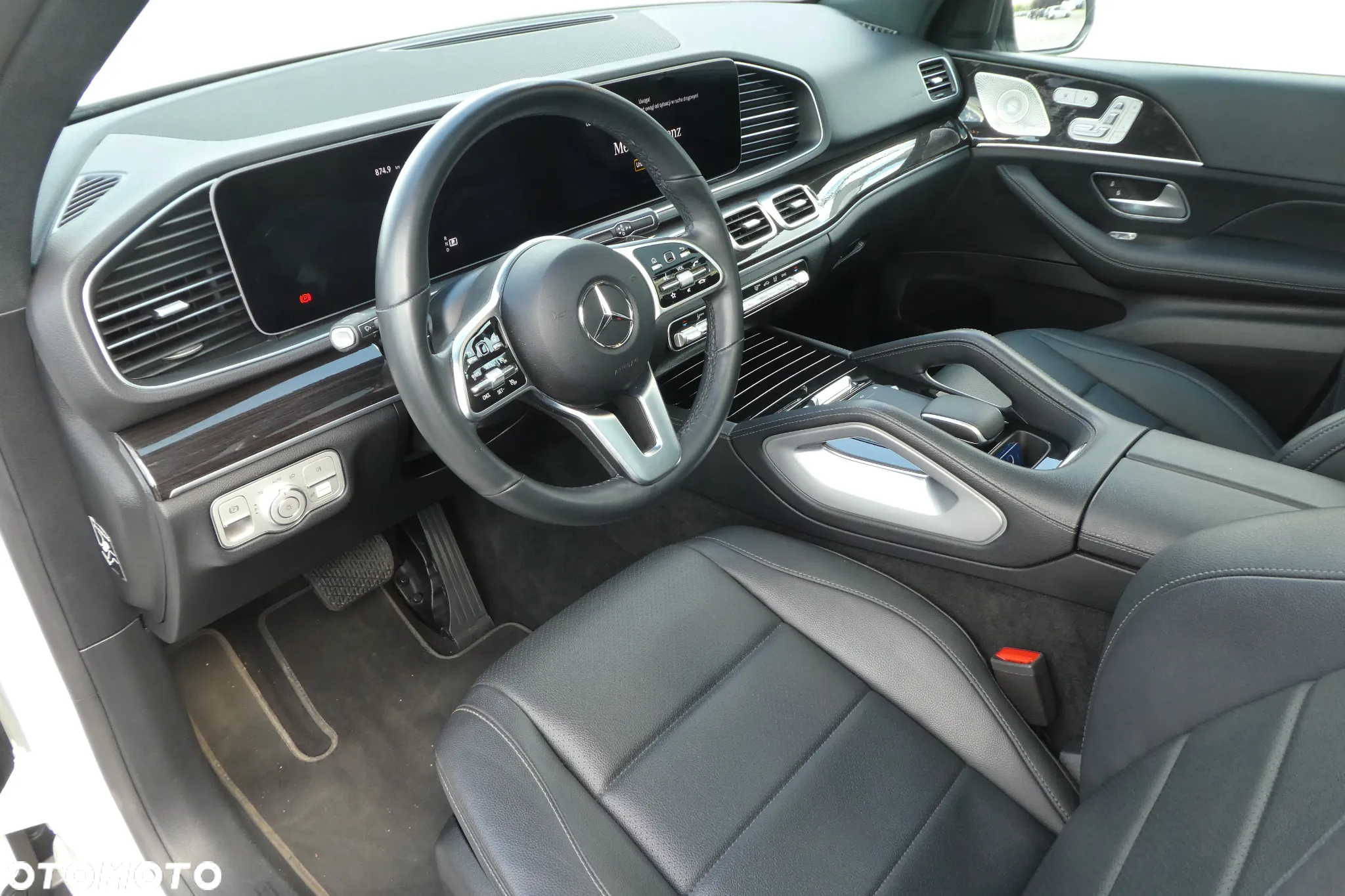 Mercedes-Benz GLE - 12