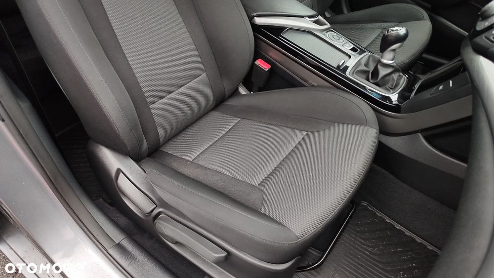 Hyundai i40 1.7 CRDi Comfort - 32