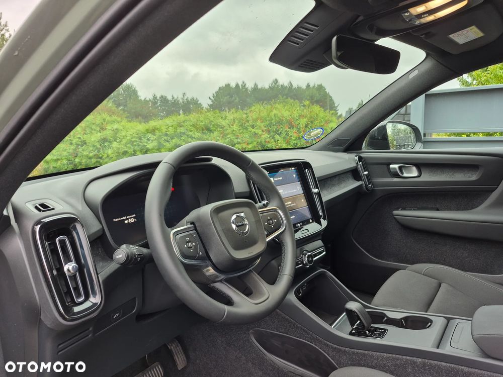 Volvo XC 40 Recharge 82 kWh Single M Extended Range RWD Core - 13