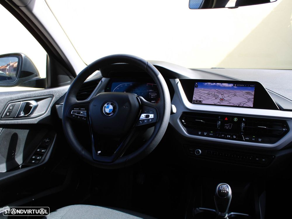 BMW 116 d Pack Essence - 21