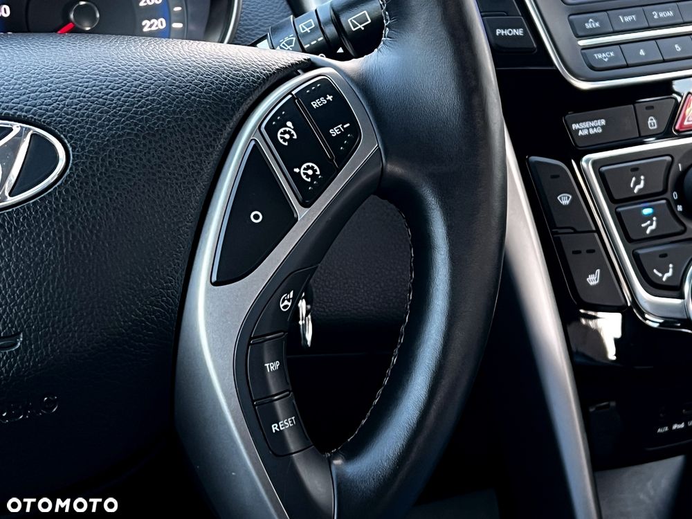 Hyundai i30 1.4 Fifa World Cup Edition - 28