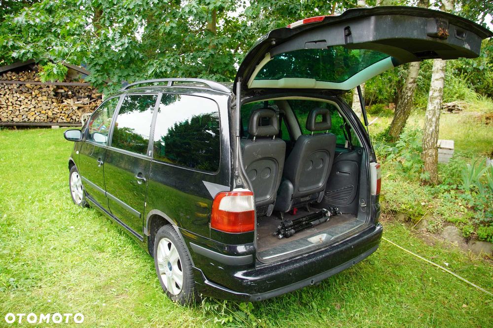Ford Galaxy - 1