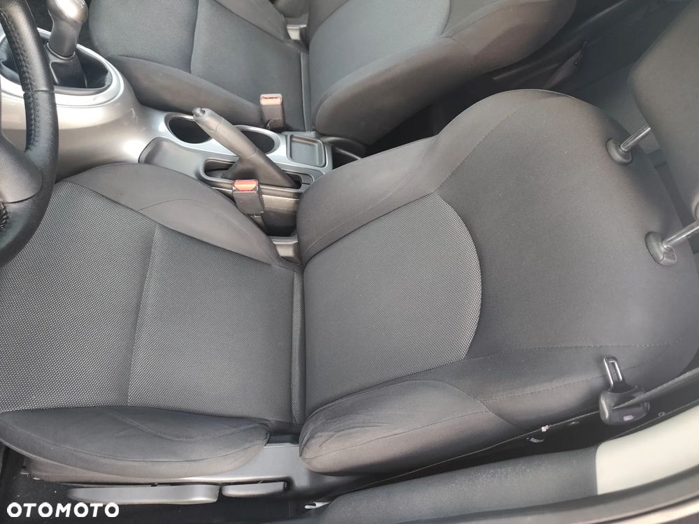 Nissan Juke 1.6 Start/Stop Visia - 12