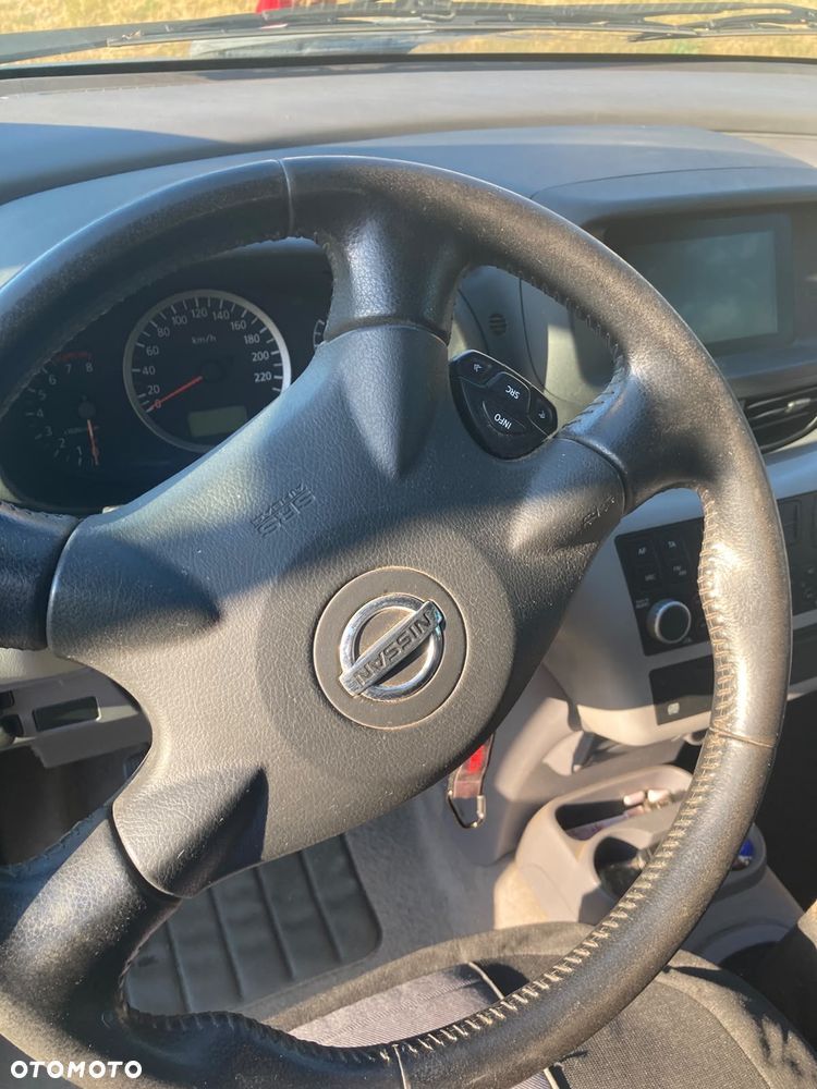 Nissan Almera - 28