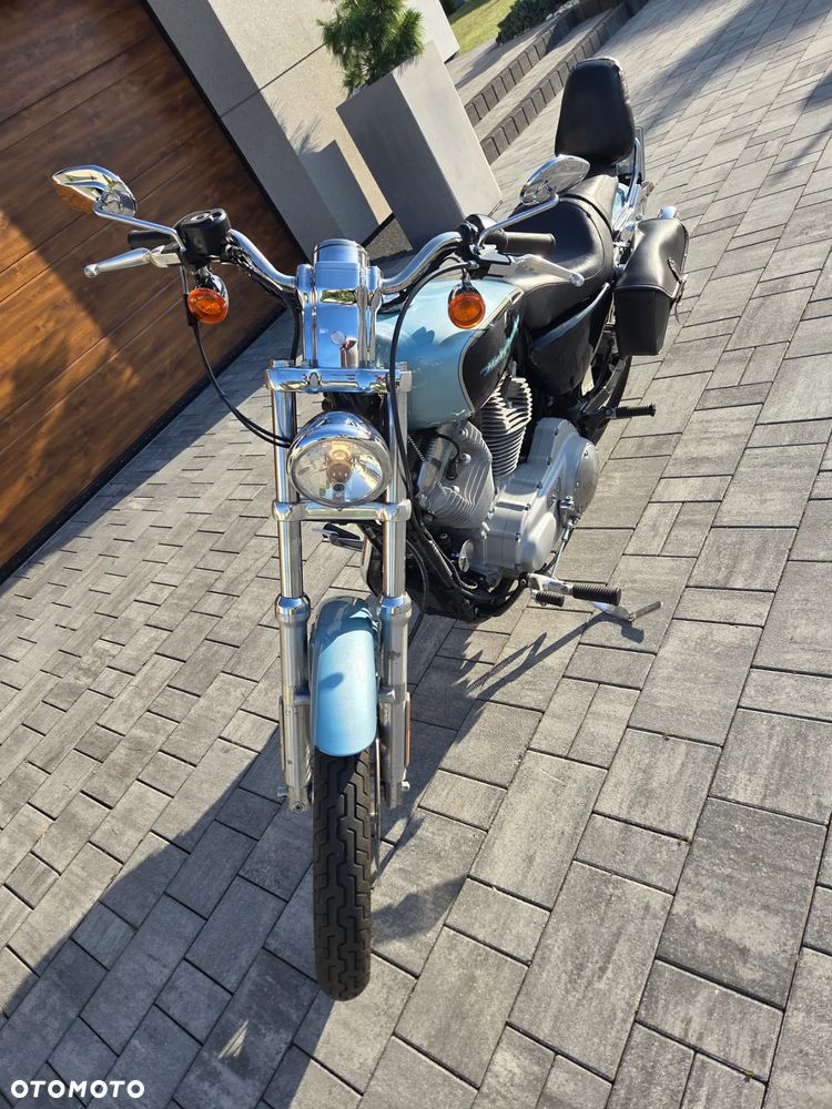 Harley-Davidson Sportster Custom 883C - 5