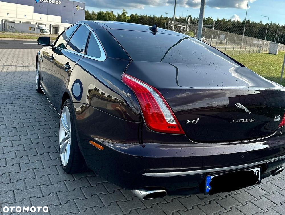 Jaguar XJ 3.0 T AWD Premium Luxury - 29