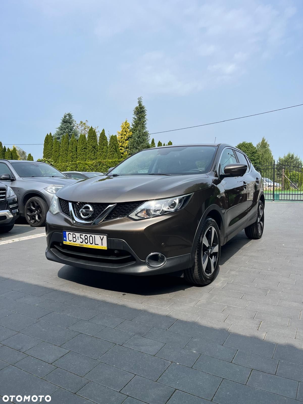 Nissan Qashqai 1.6 DIG-T N-Connecta - 1